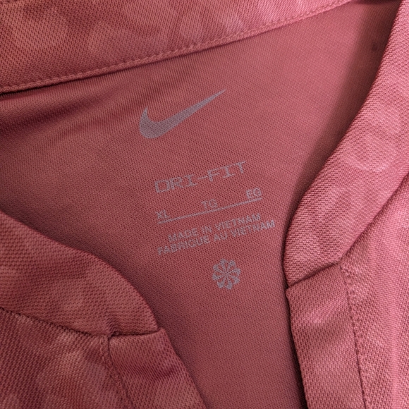 2/$20 Nike Women's Sleeveless Top in Rust Red Leopard XL Golf - Picture 2 of 6